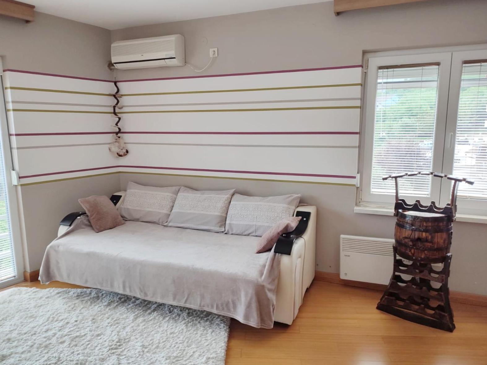 Apartman Lux Sneznik Vrnjačka Banja Exteriér fotografie